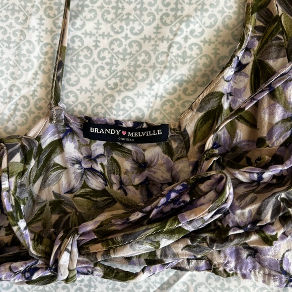 brandy melville crop top - Picture 4 of 4